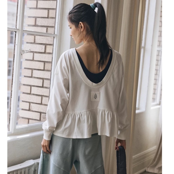 FREE PEOPLE Play Nice Layer Pullover Women's Size S White & Black - Picture 3 of 13